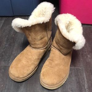 Sz 8 women’s UGG boots
